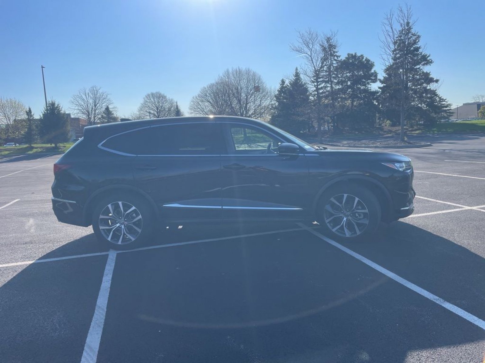 Used 2023 Acura MDX w/ Technology Package image 4