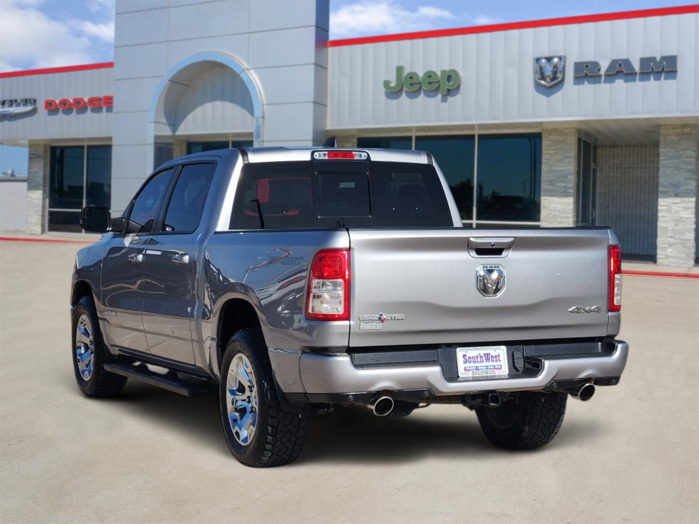 Used 2022 RAM 1500 Lone Star AWD/4WD image 4
