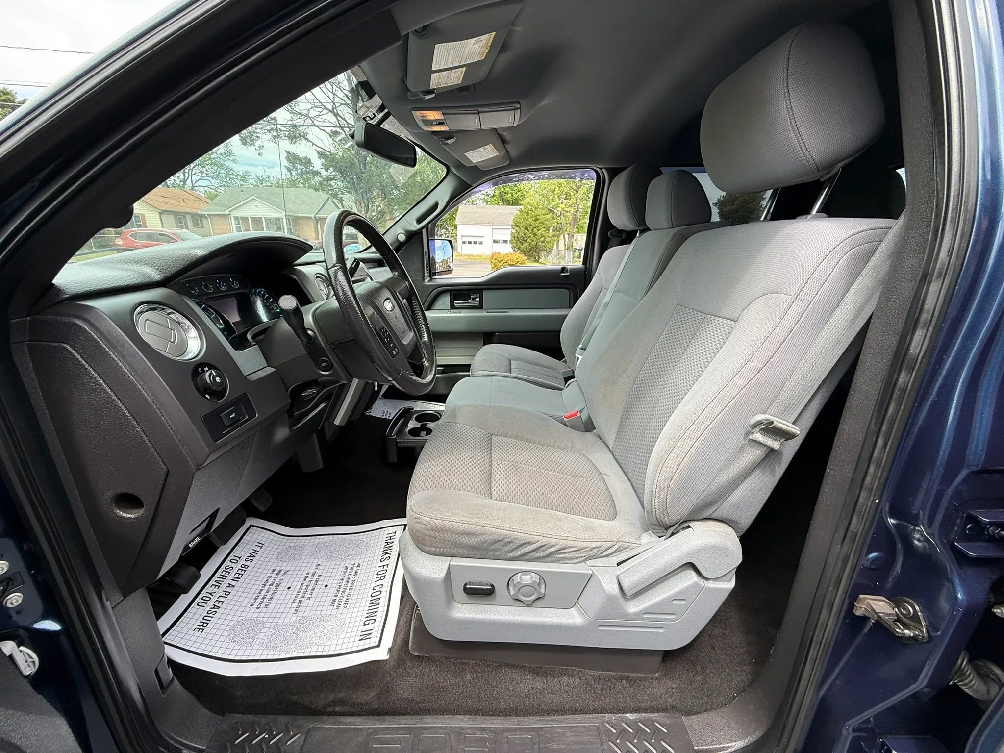 Used 2013 Ford F150 XLT w/ Luxury Equipment Group AWD/4WD image 4
