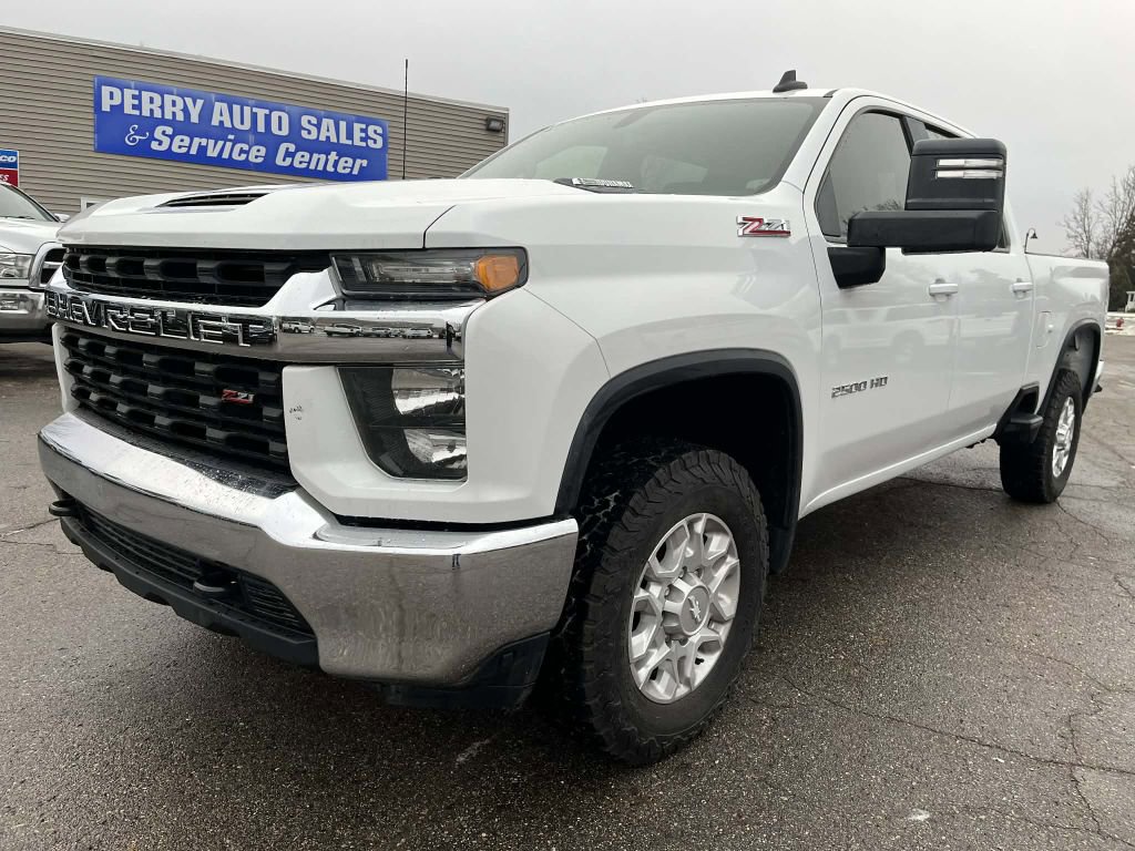 Used 2020 Chevrolet Silverado 2500 LT w/ Z71 Off-Road Package image 2