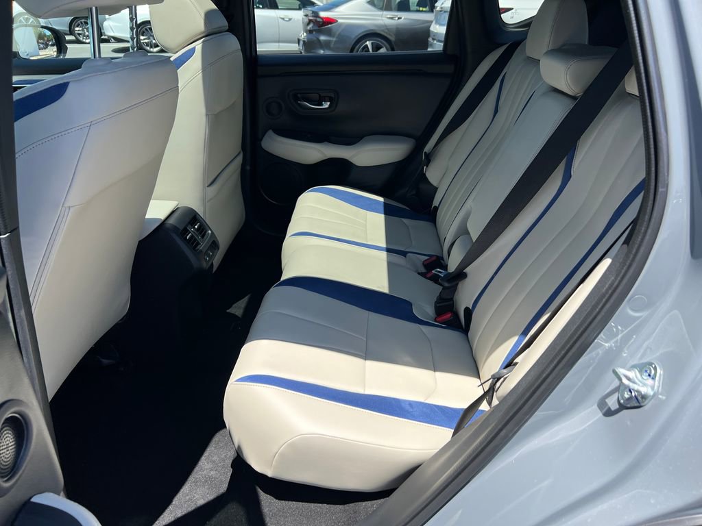 Certified 2025 Acura ADX A-Spec image 20