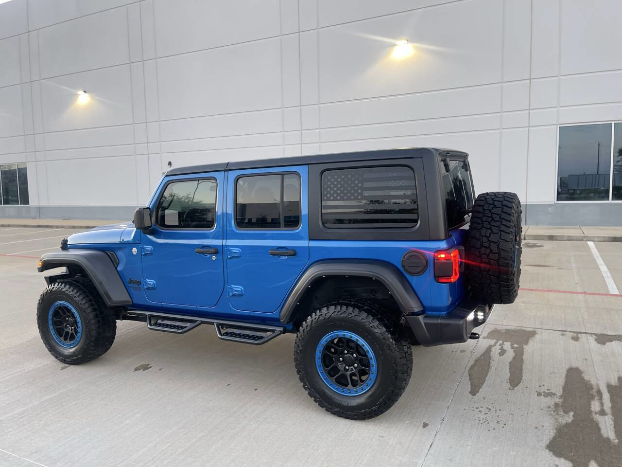 Used 2021 Jeep Wrangler Unlimited Sport AWD/4WD image 27