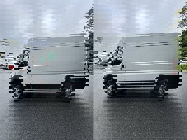 New 2025 RAM ProMaster 3500 w/ Premium Convenience Group image 5