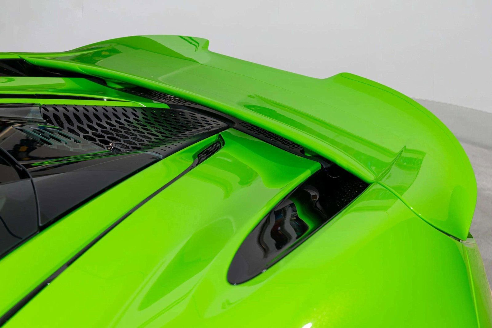 New 2026 McLaren 750S RWD image 35
