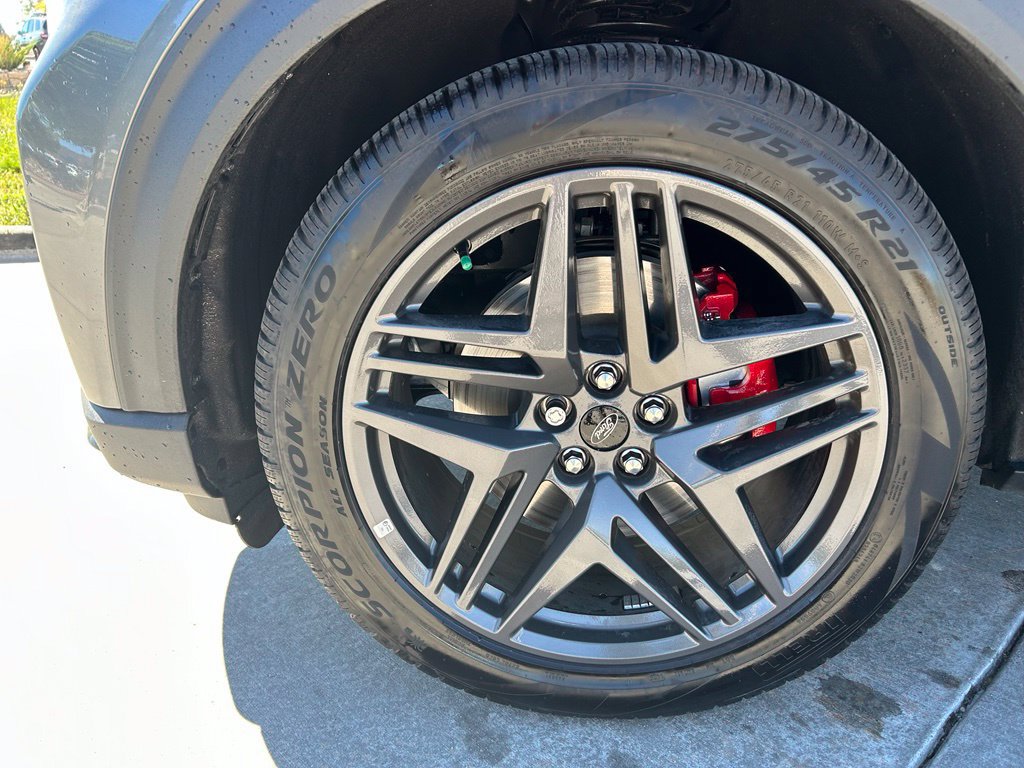 Used 2026 Ford Explorer ST w/ Sun And Sound Package AWD/4WD image 34