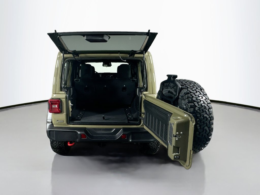 New 2026 Jeep Wrangler Unlimited Rubicon AWD/4WD image 16