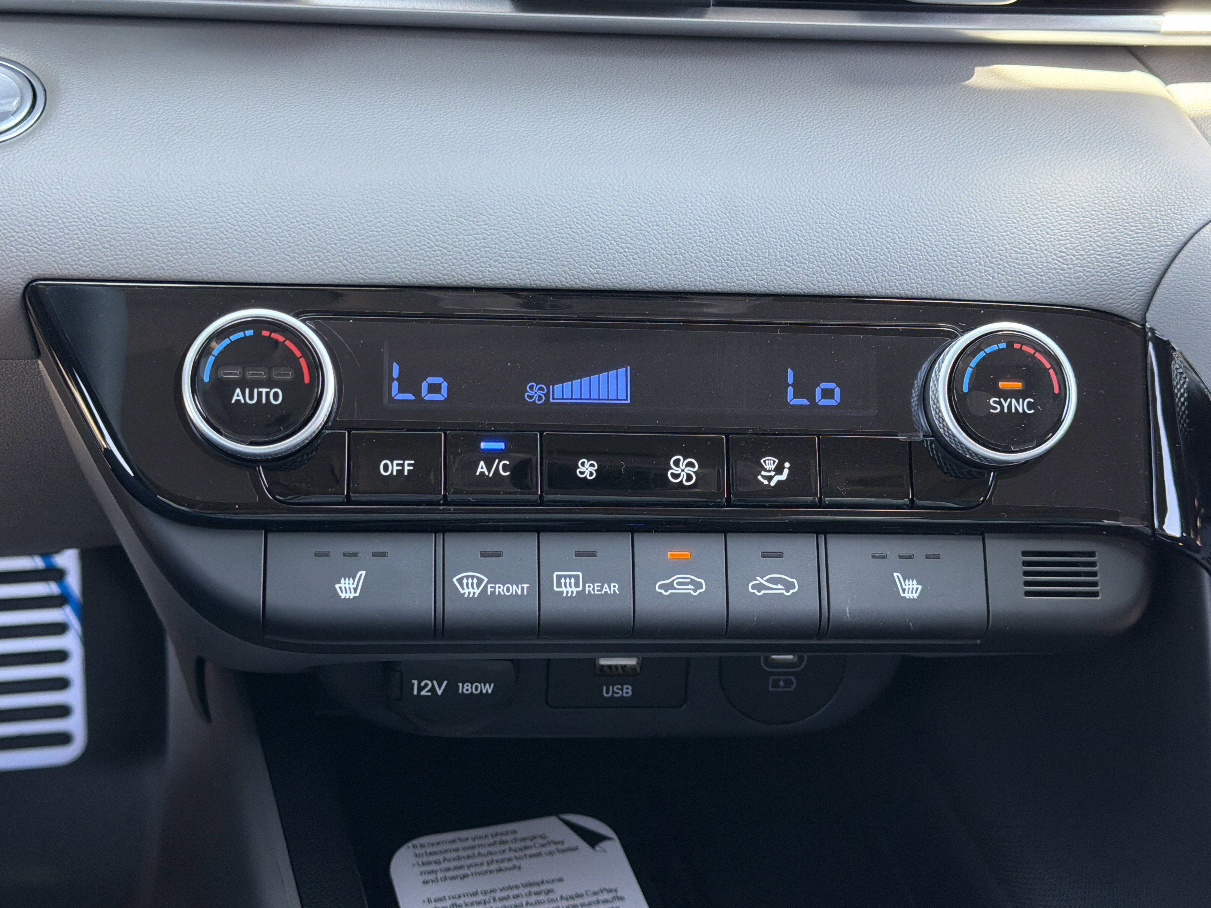 New 2026 Hyundai Elantra SEL Sport FWD image 23
