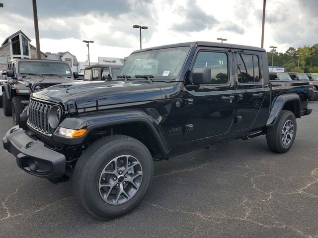 New 2025 Jeep Gladiator Sport image 3