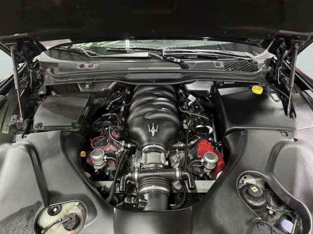 Used 2011 Maserati GranTurismo S image 36