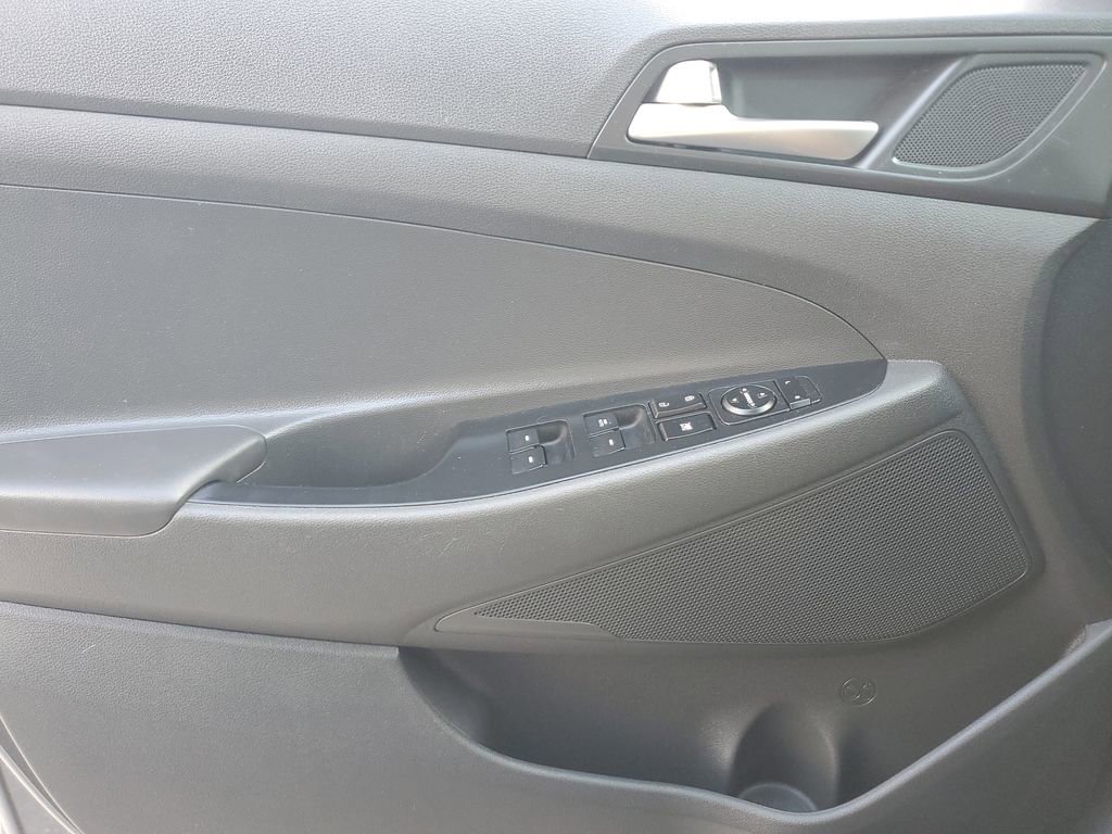 Used 2019 Hyundai Tucson Value image 23