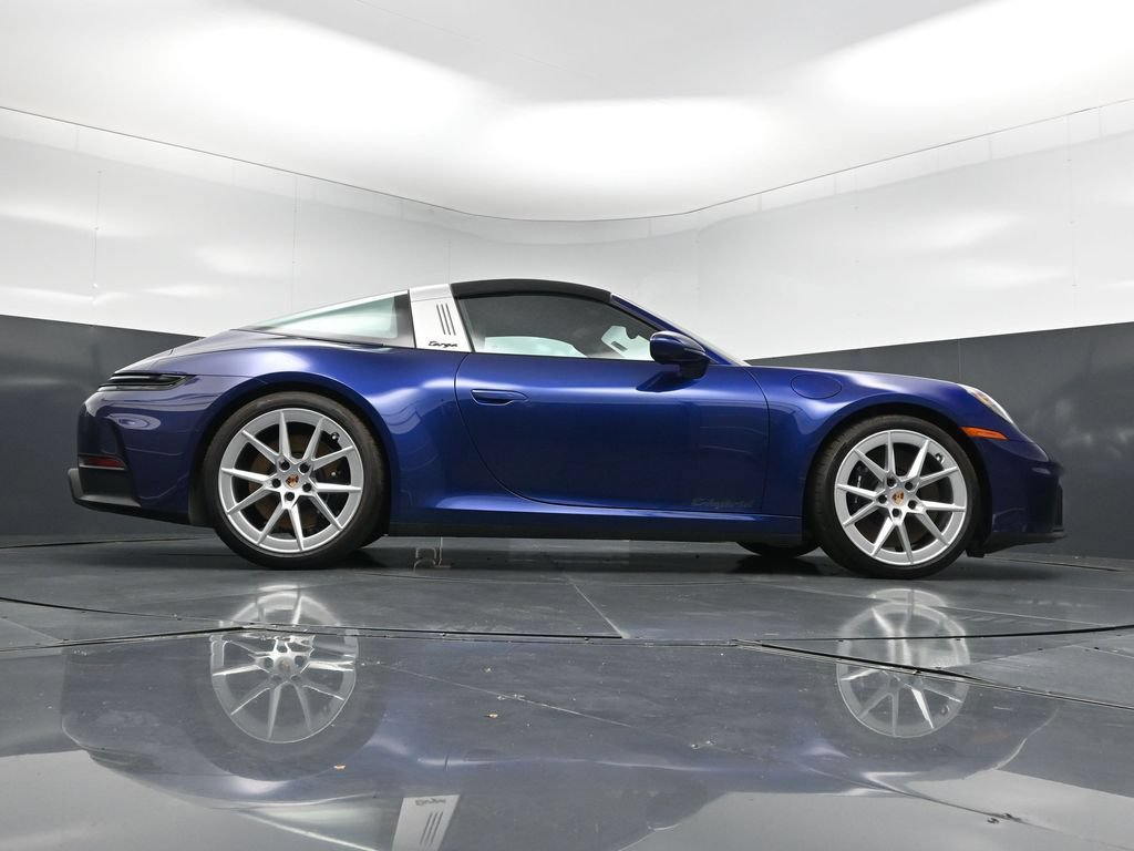 Certified 2025 Porsche 911 Targa 4 GTS AWD/4WD image 28