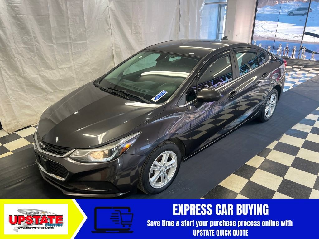 Used 2016 Chevrolet Cruze LT image 4