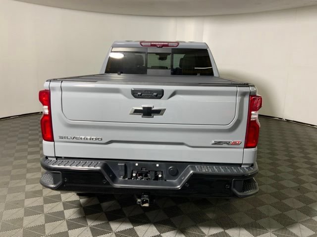 Used 2024 Chevrolet Silverado 1500 ZR2 w/ Technology Package AWD/4WD image 8