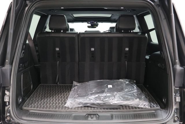 Used 2025 Jeep Wagoneer 4WD w/ Premium Group I image 36