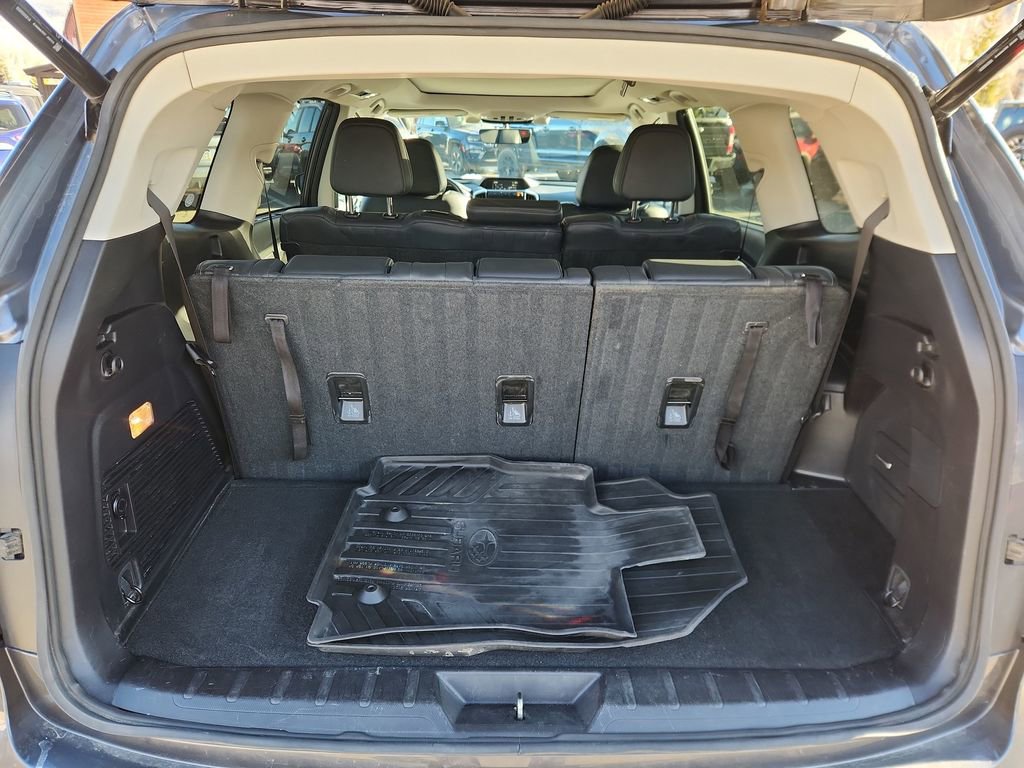 Used 2021 Subaru Ascent Limited w/ Technology Package image 23