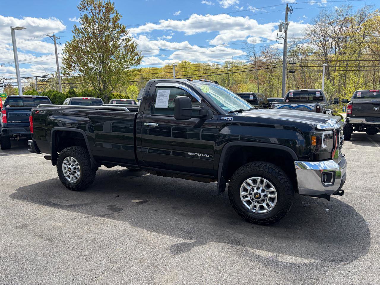 Used 2015 GMC Sierra 2500 SLE w/ SLE Preferred Package AWD/4WD image 5