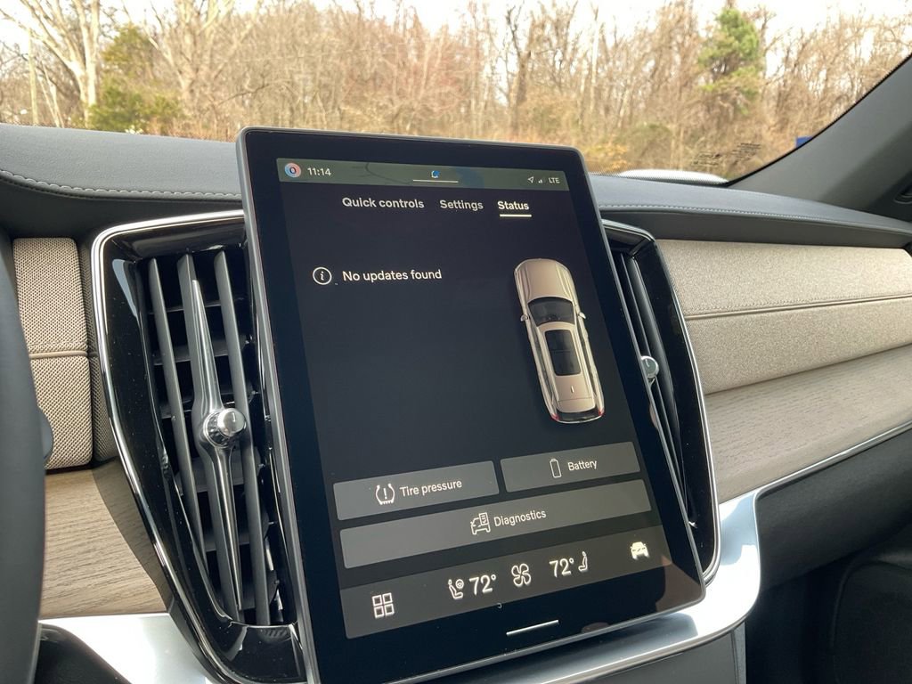 New 2026 Volvo XC90 T8 Core image 24