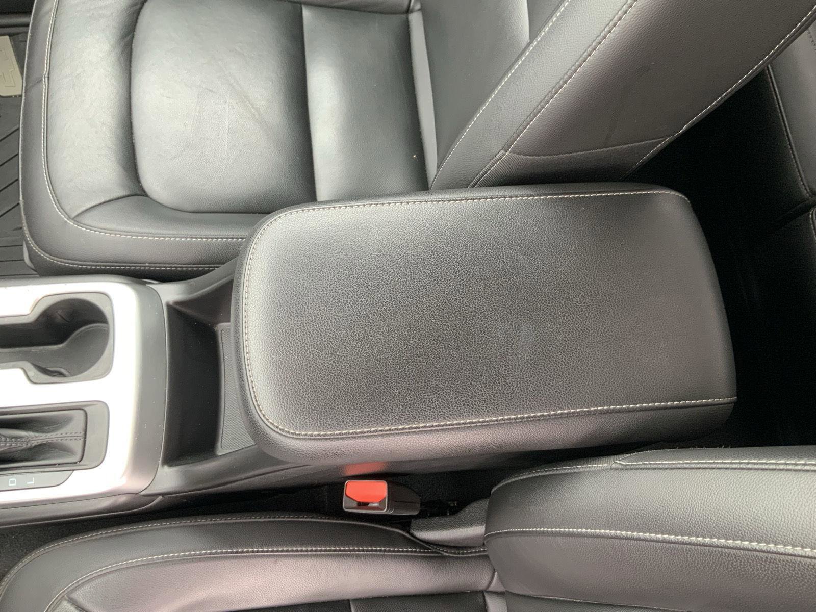 Used 2022 Chevrolet Colorado LT w/ Luxury Package image 41