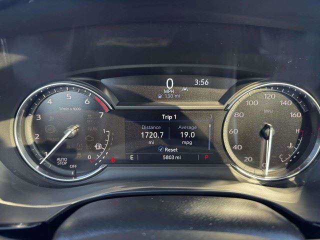 Used 2024 Cadillac XT6 Luxury w/ LPO, Floor Liner Package FWD image 24