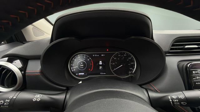 Used 2025 Nissan Versa SR w/ Trunk Package FWD image 15