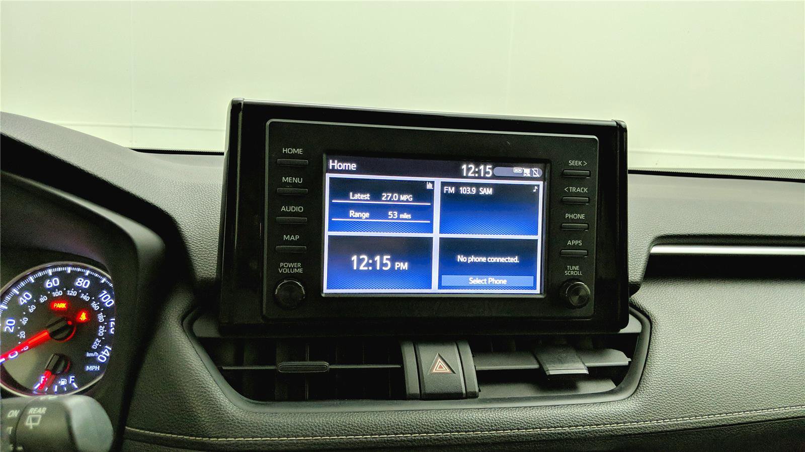 Used 2019 Toyota RAV4 LE image 27