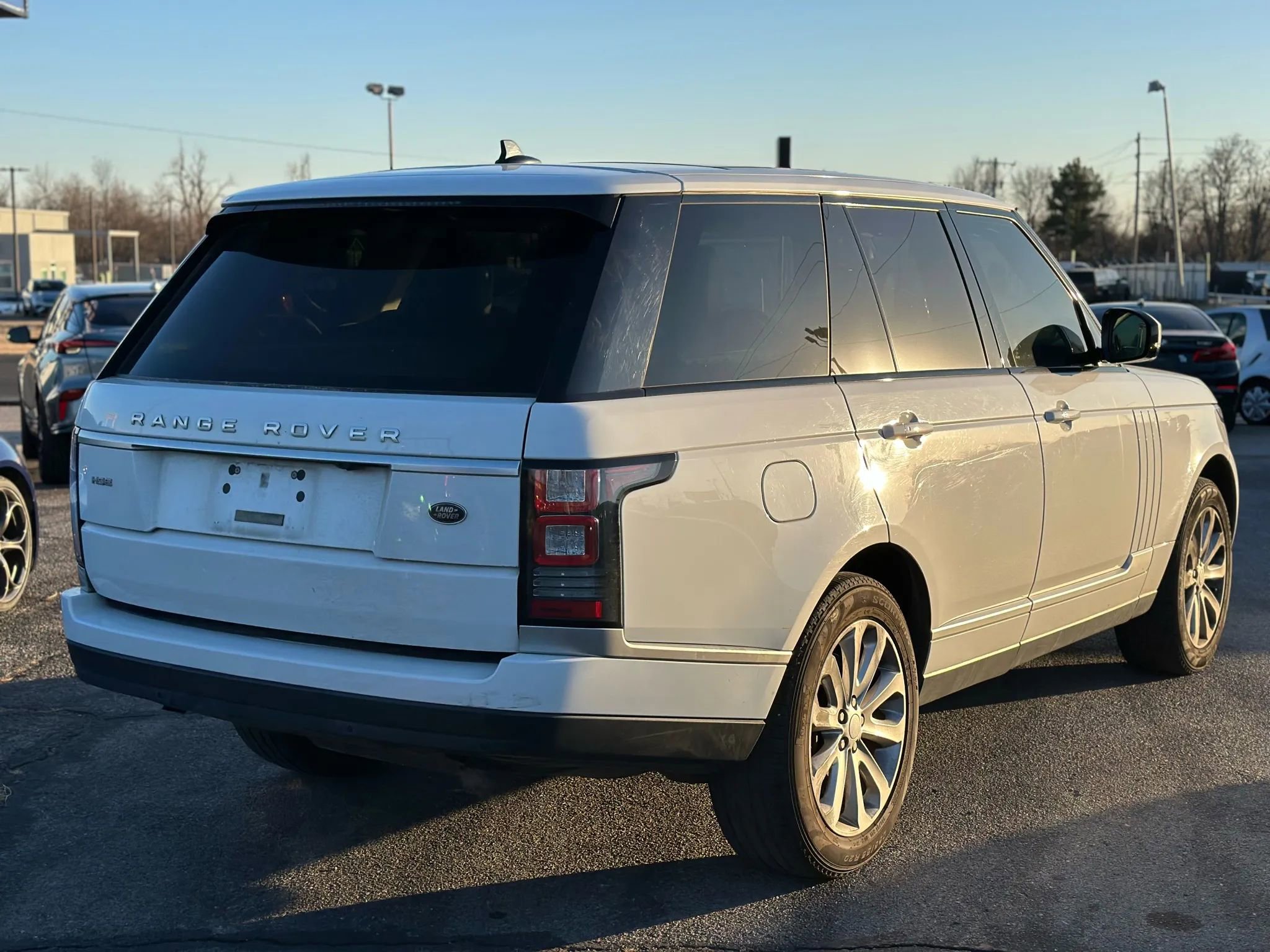 Used 2016 Land Rover Range Rover HSE AWD/4WD image 6