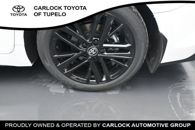 New 2026 Toyota Camry Hybrid FWD image 15