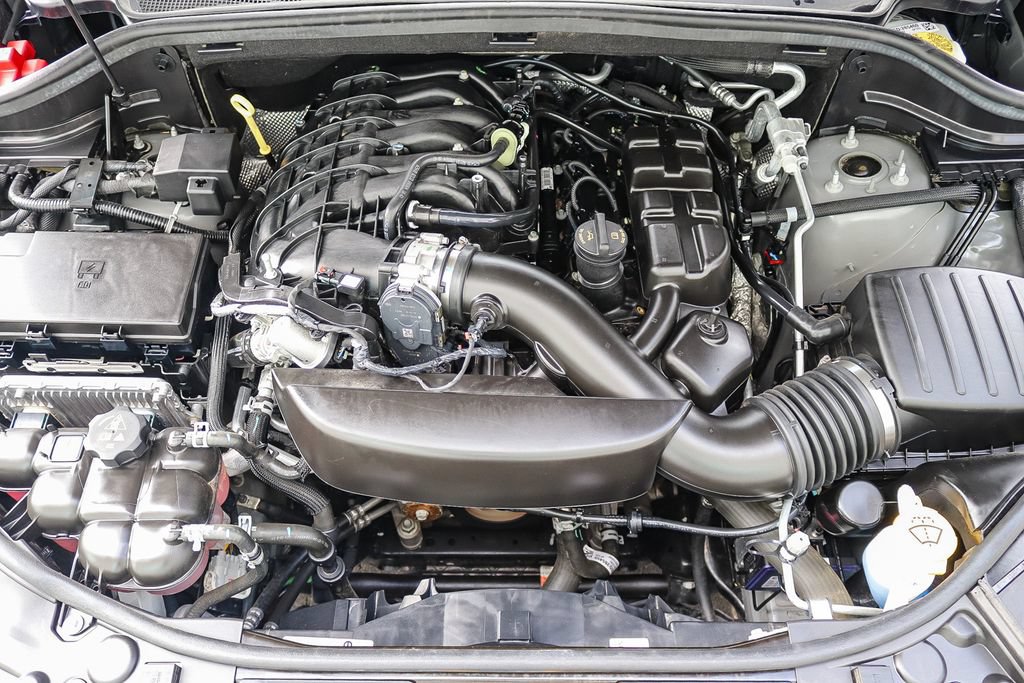 Used 2025 Dodge Durango GT AWD/4WD image 28