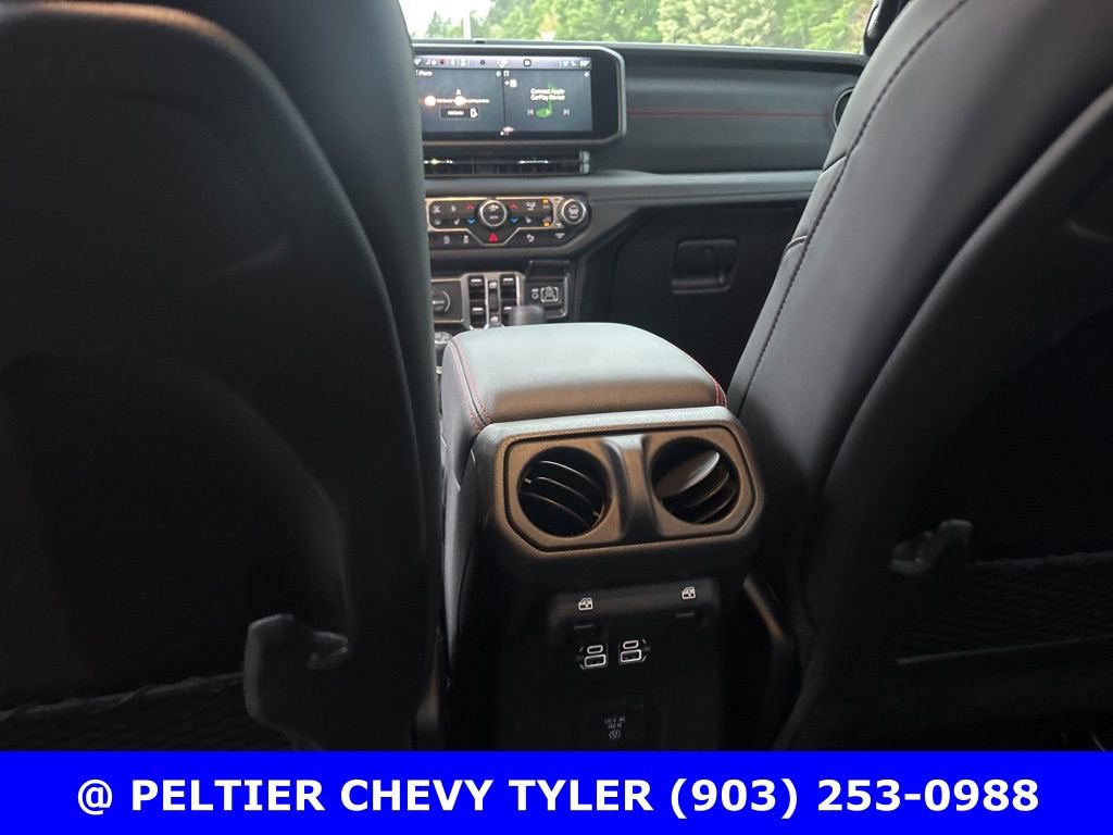 Used 2025 Jeep Wrangler Unlimited Rubicon image 20