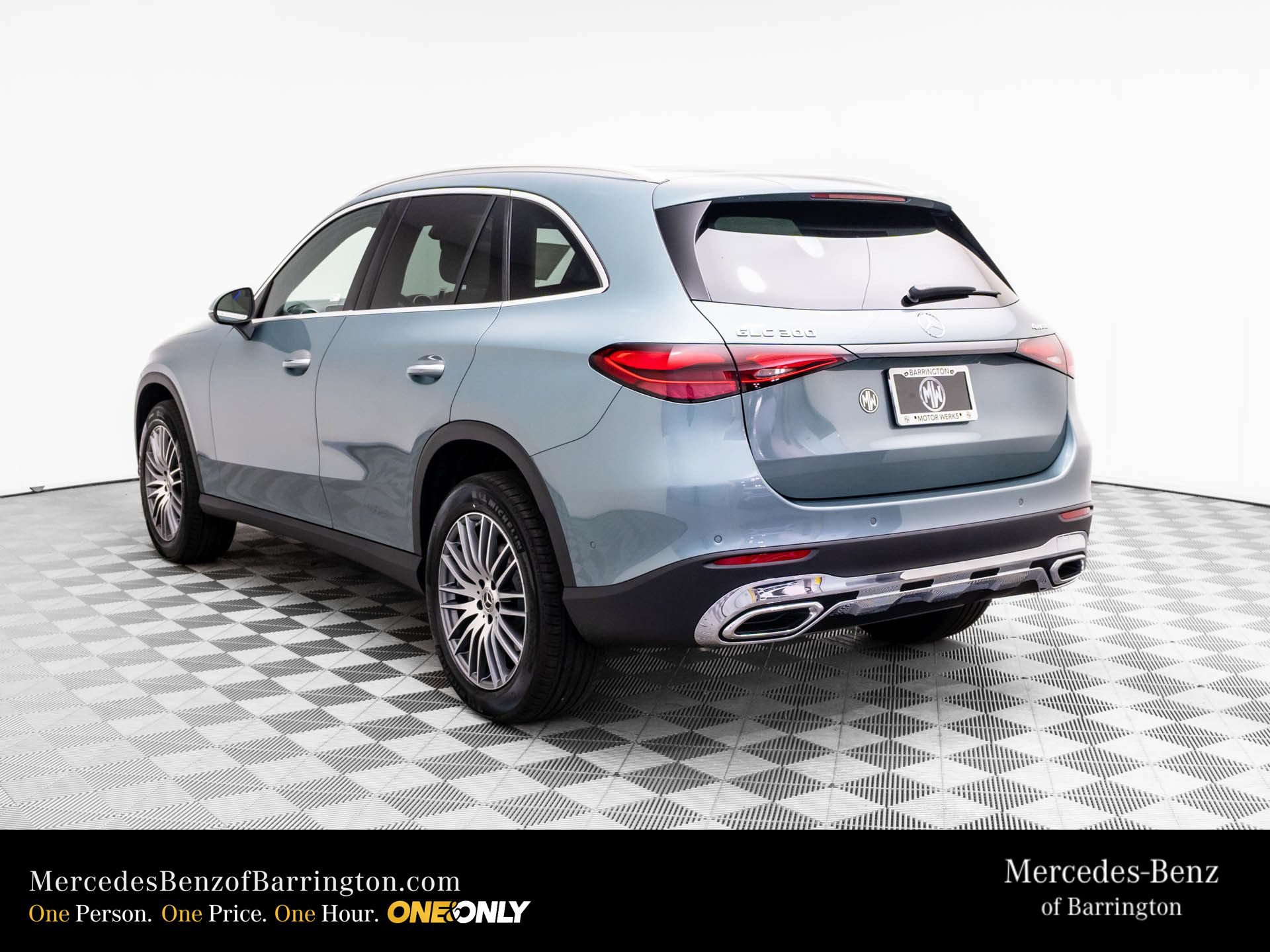 New 2026 Mercedes-Benz GLC 300 4MATIC image 3