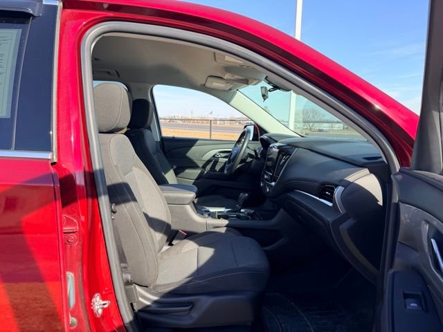 Used 2018 Chevrolet Traverse LT image 10