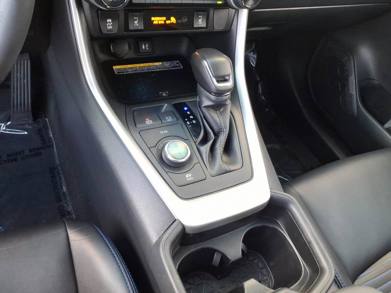 Certified 2019 Toyota RAV4 XSE AWD/4WD image 11