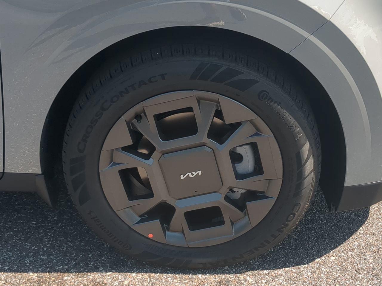 Certified 2026 Kia Carnival EX FWD image 10