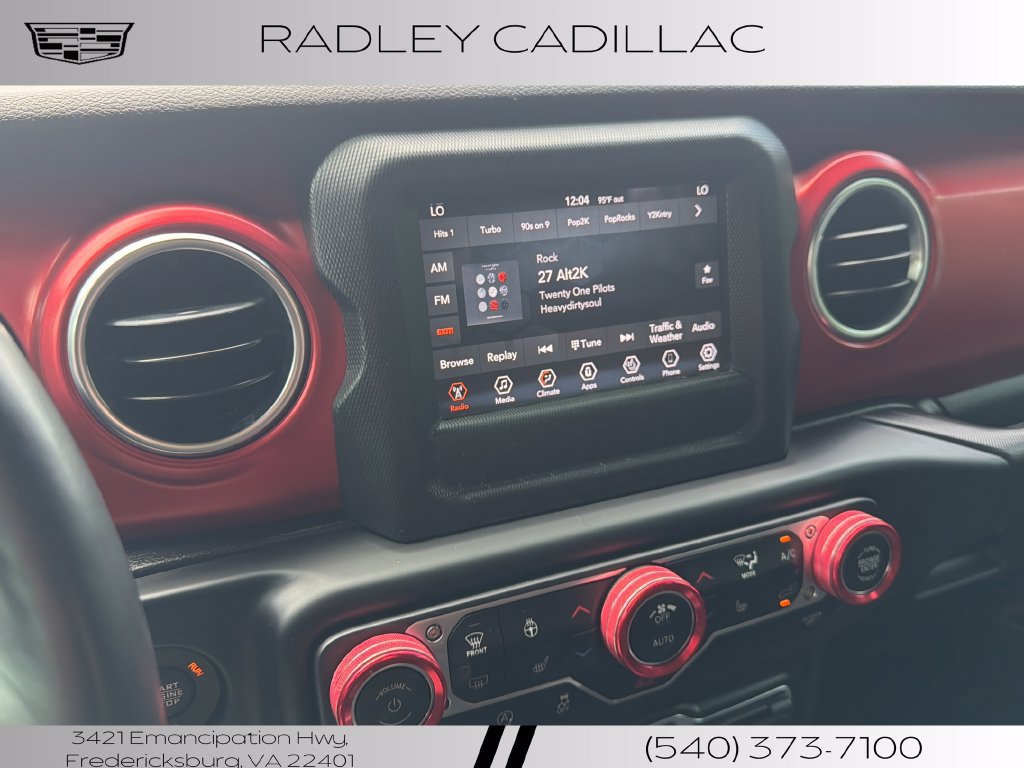 Used 2021 Jeep Wrangler Unlimited Rubicon w/ Cold Weather Group AWD/4WD image 9