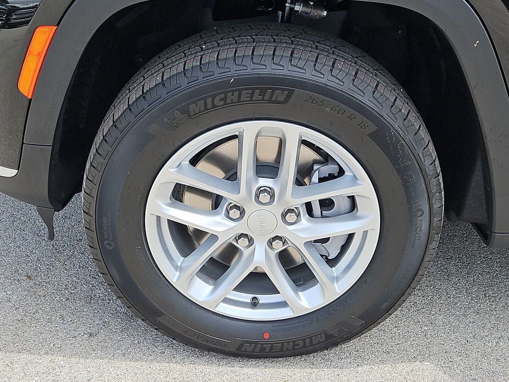 New 2026 Jeep Grand Cherokee L 2WD image 13