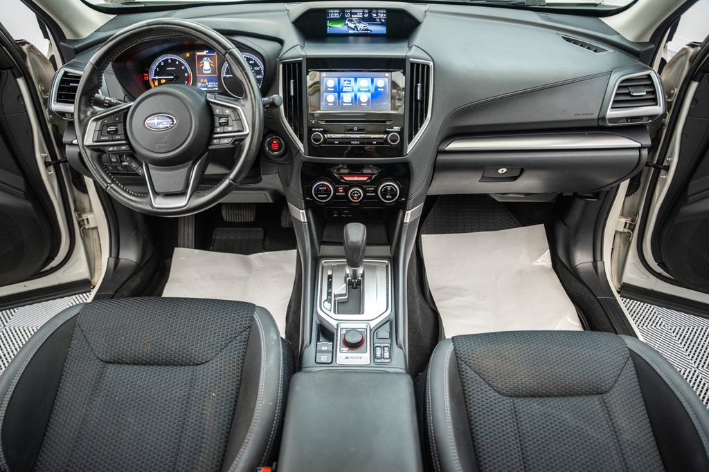 Used 2020 Subaru Forester Premium AWD/4WD image 21