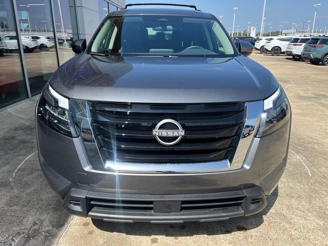 Certified 2025 Nissan Pathfinder SV w/ SV Premium Package AWD/4WD image 6