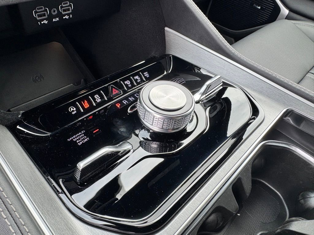 New 2025 Jeep Wagoneer Series III w/ Premium Group I image 26