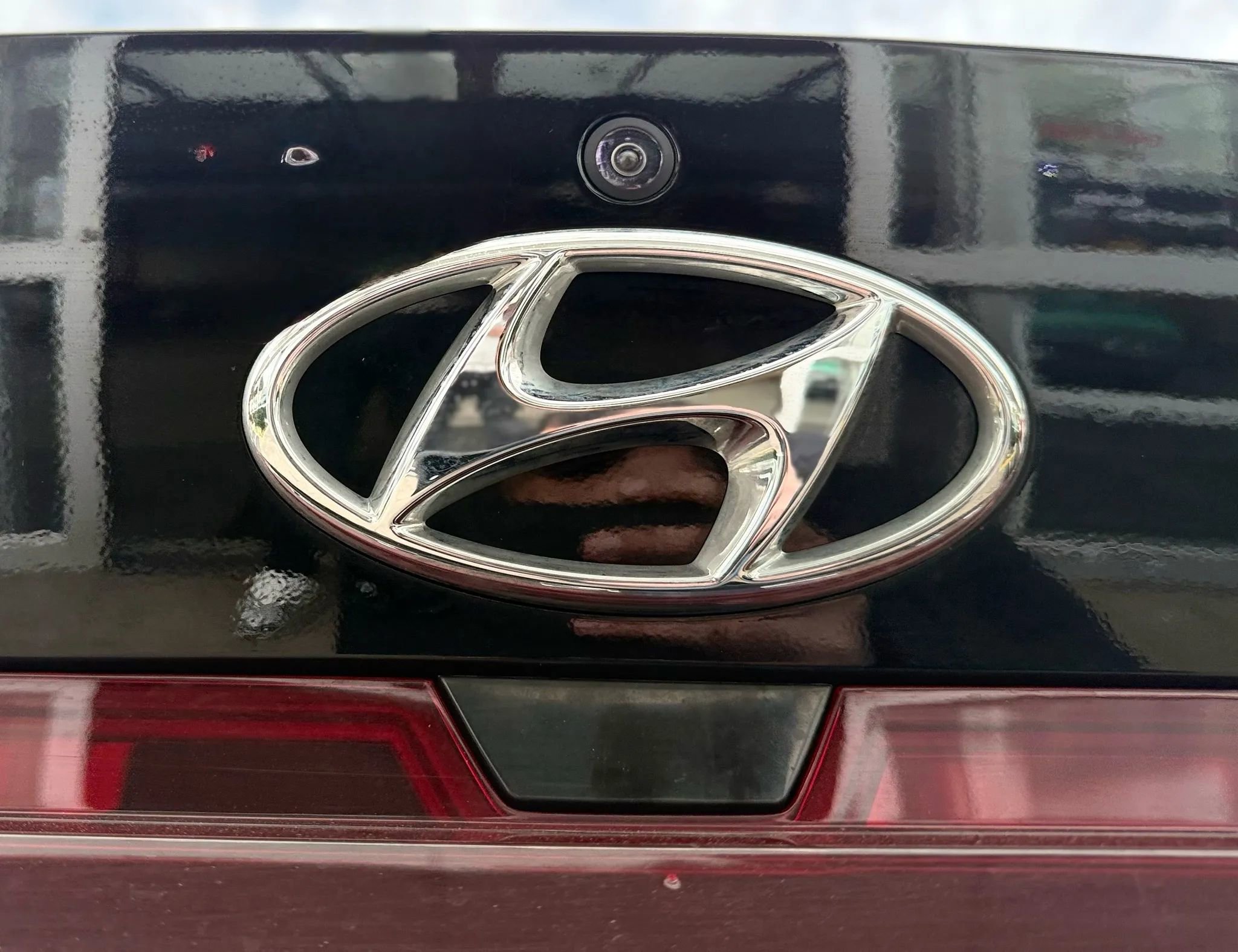 Used 2021 Hyundai Elantra SE w/ Cargo Package image 38