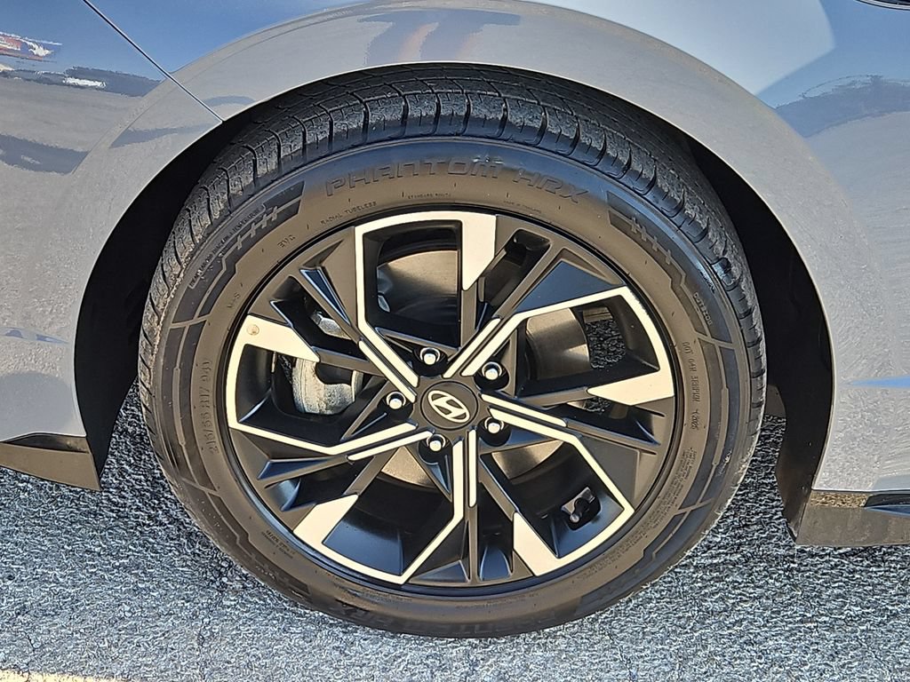 Used 2024 Hyundai Sonata SEL FWD image 14