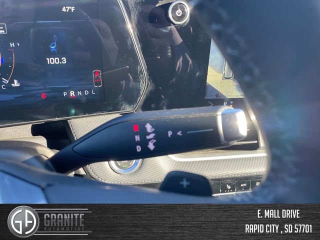 Used 2025 Chevrolet Equinox LT w/ Convenience Package II image 24