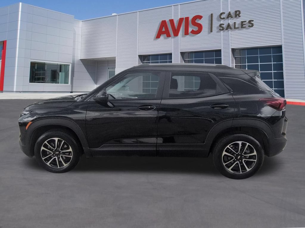 Used 2025 Chevrolet TrailBlazer LT AWD/4WD image 10