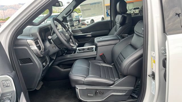 Used 2025 Ford F350 Platinum AWD/4WD image 22