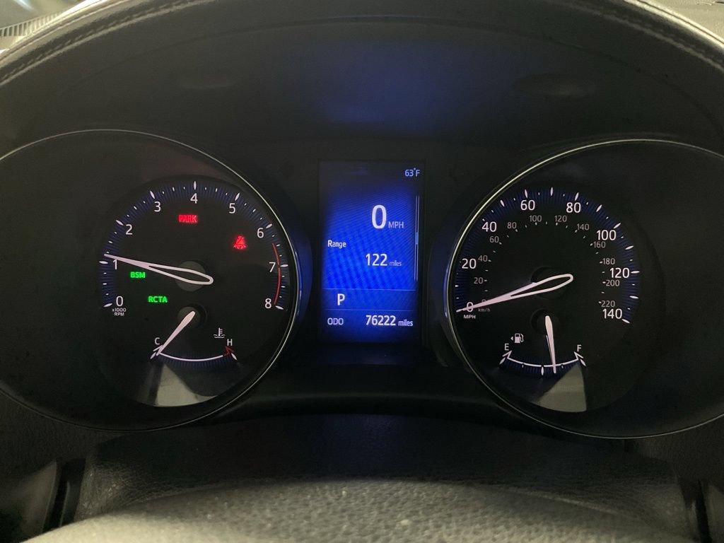 Used 2018 Toyota C-HR XLE FWD image 25