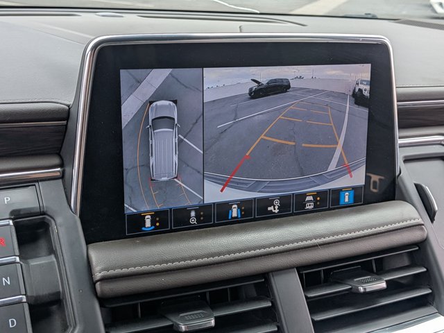 Used 2021 Chevrolet Suburban Z71 w/ Luxury Package AWD/4WD image 12