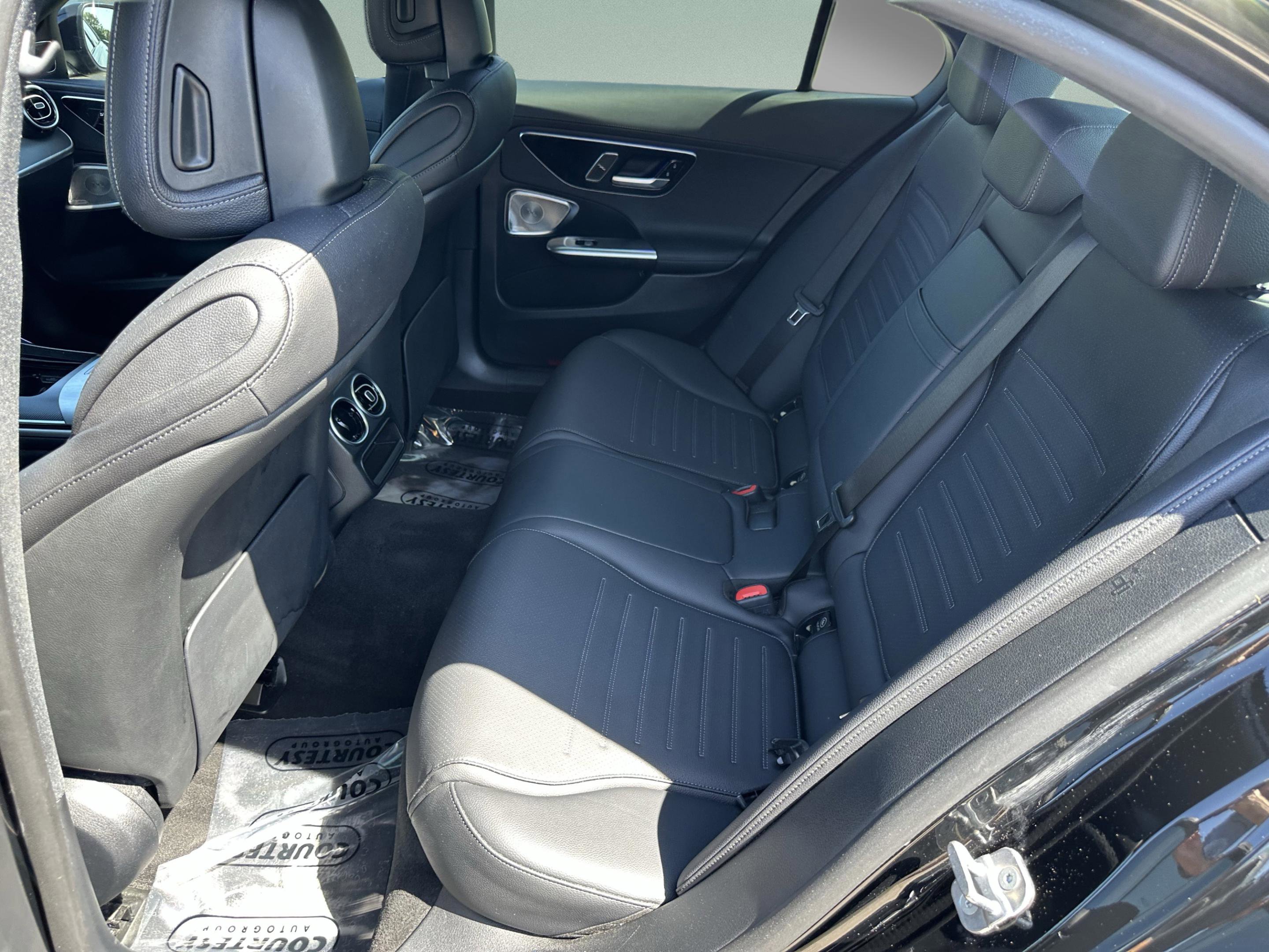 Used 2024 Mercedes-Benz C 300 4MATIC Sedan image 16