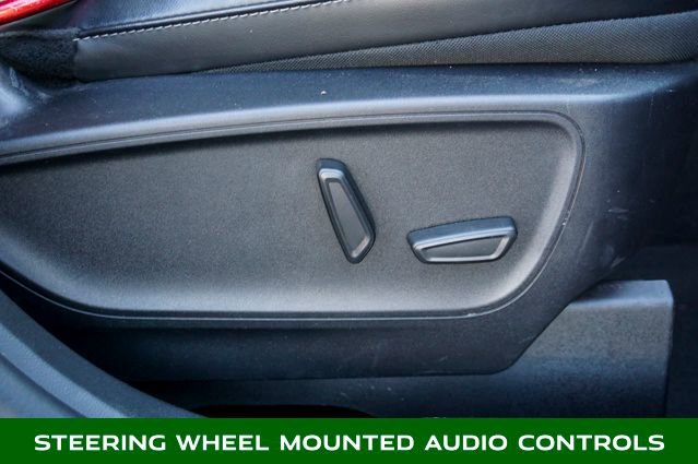 Used 2025 Ford Escape Platinum image 5