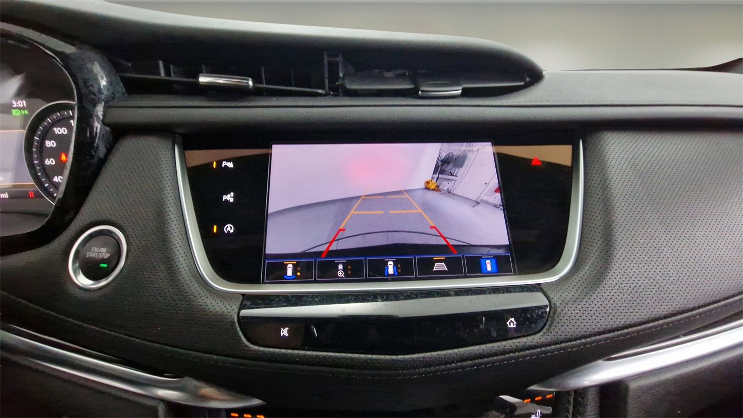 Used 2022 Cadillac XT5 Premium Luxury w/ Technology Package image 19