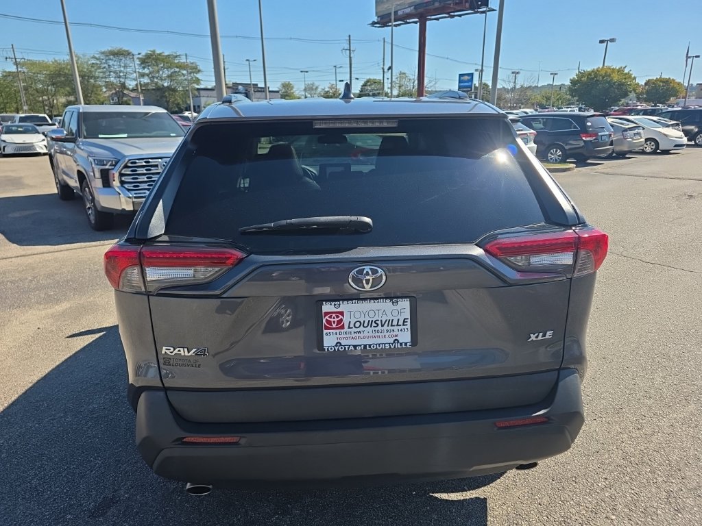 Certified 2022 Toyota RAV4 XLE Premium FWD image 6