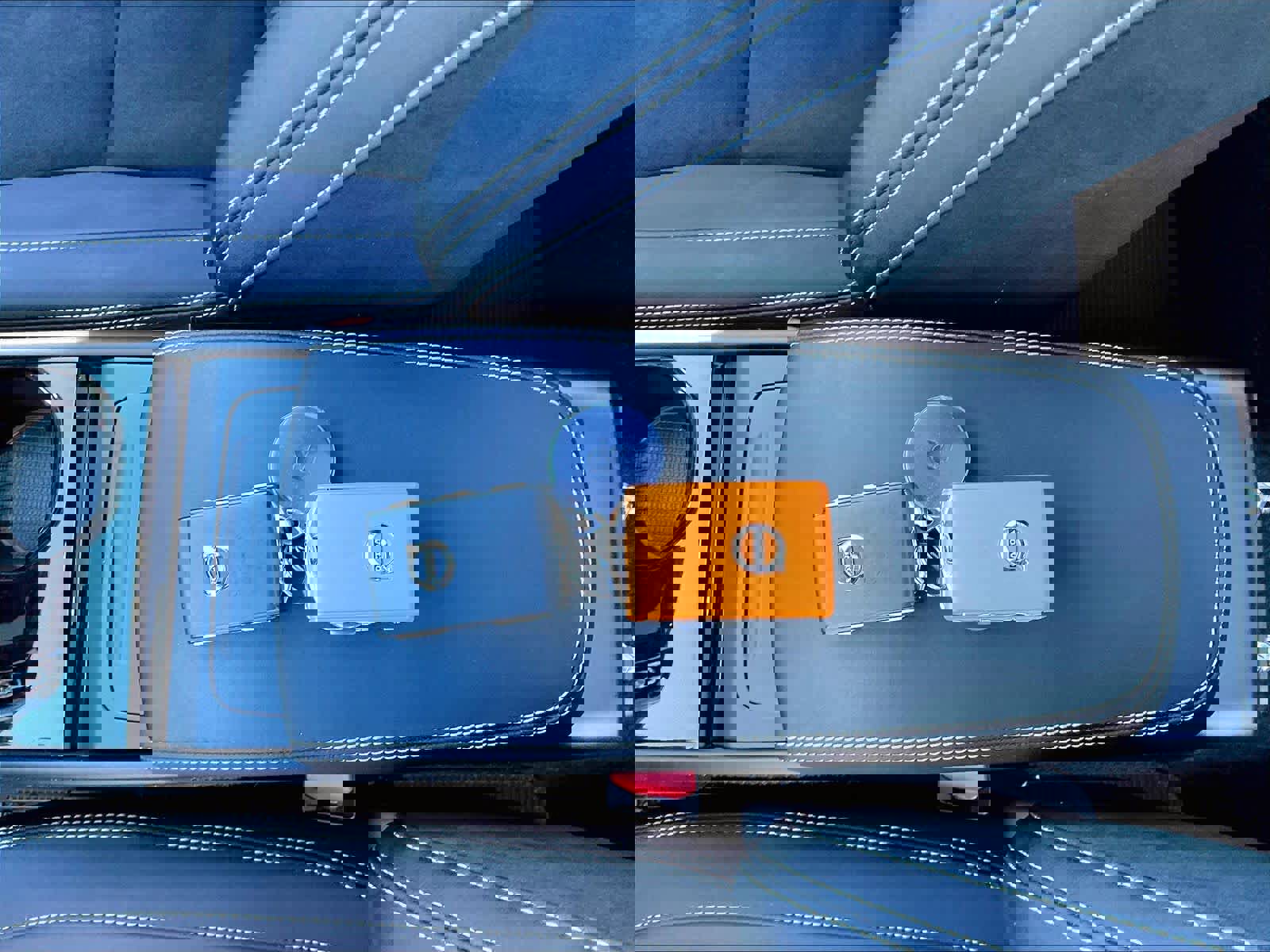 Used 2023 Volvo XC40 Recharge Plus image 14